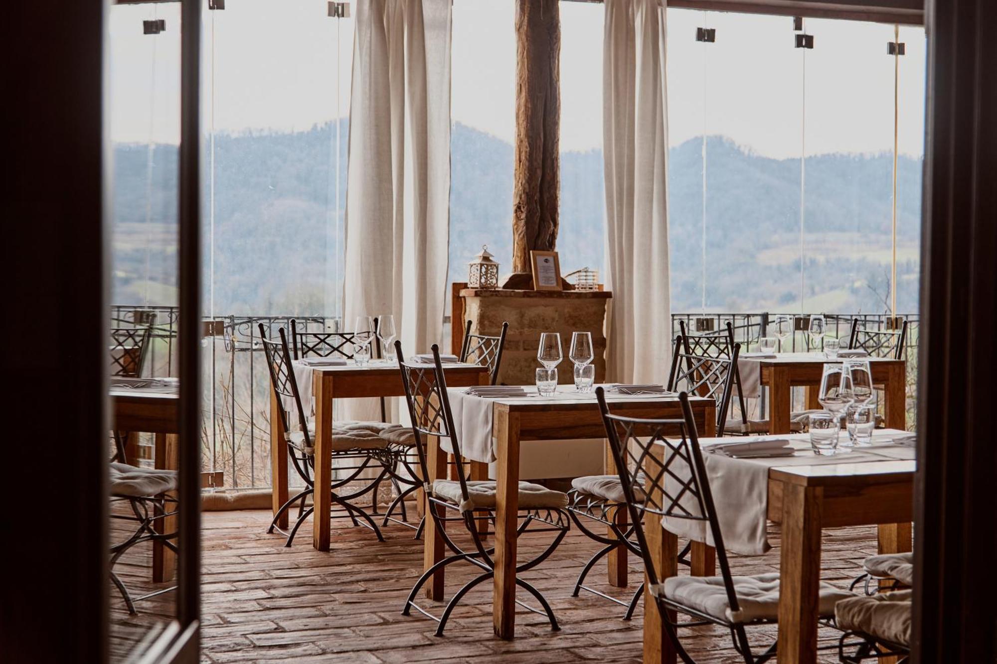 Ca' San Sebastiano Wine Resort & Spa Camino Bagian luar foto