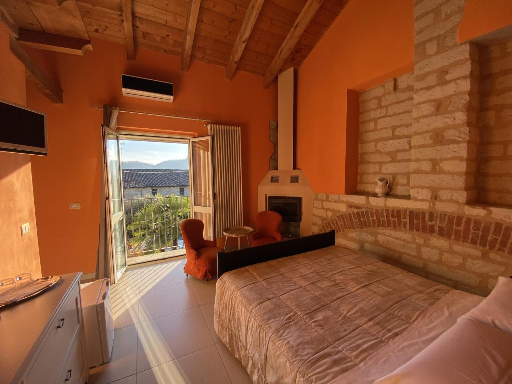 Ca' San Sebastiano Wine Resort & Spa Camino Bagian luar foto
