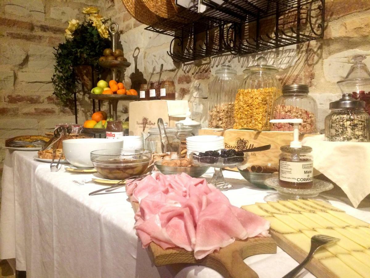 Ca' San Sebastiano Wine Resort & Spa Camino Bagian luar foto